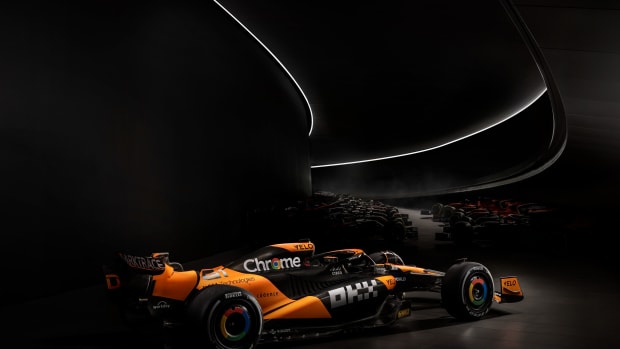 McLaren MCL38